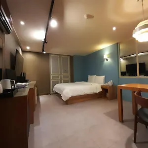 https://rosemari.hotelofseoul.com